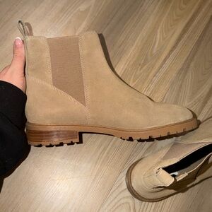 Steve Madden Tan Loralai Boots
